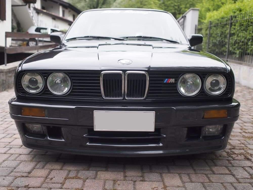 bmw 320is