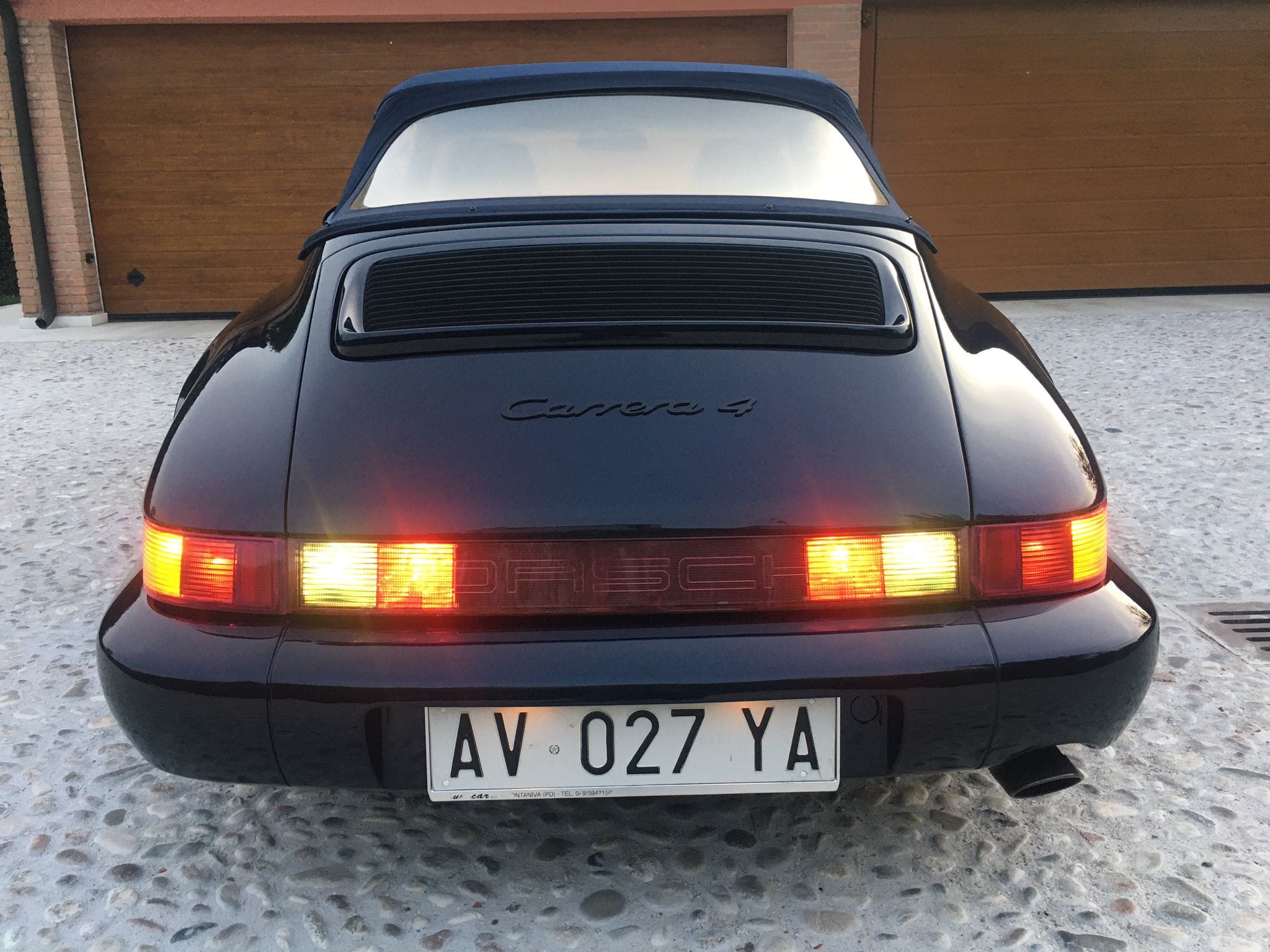 Porsche 964 carrera 4